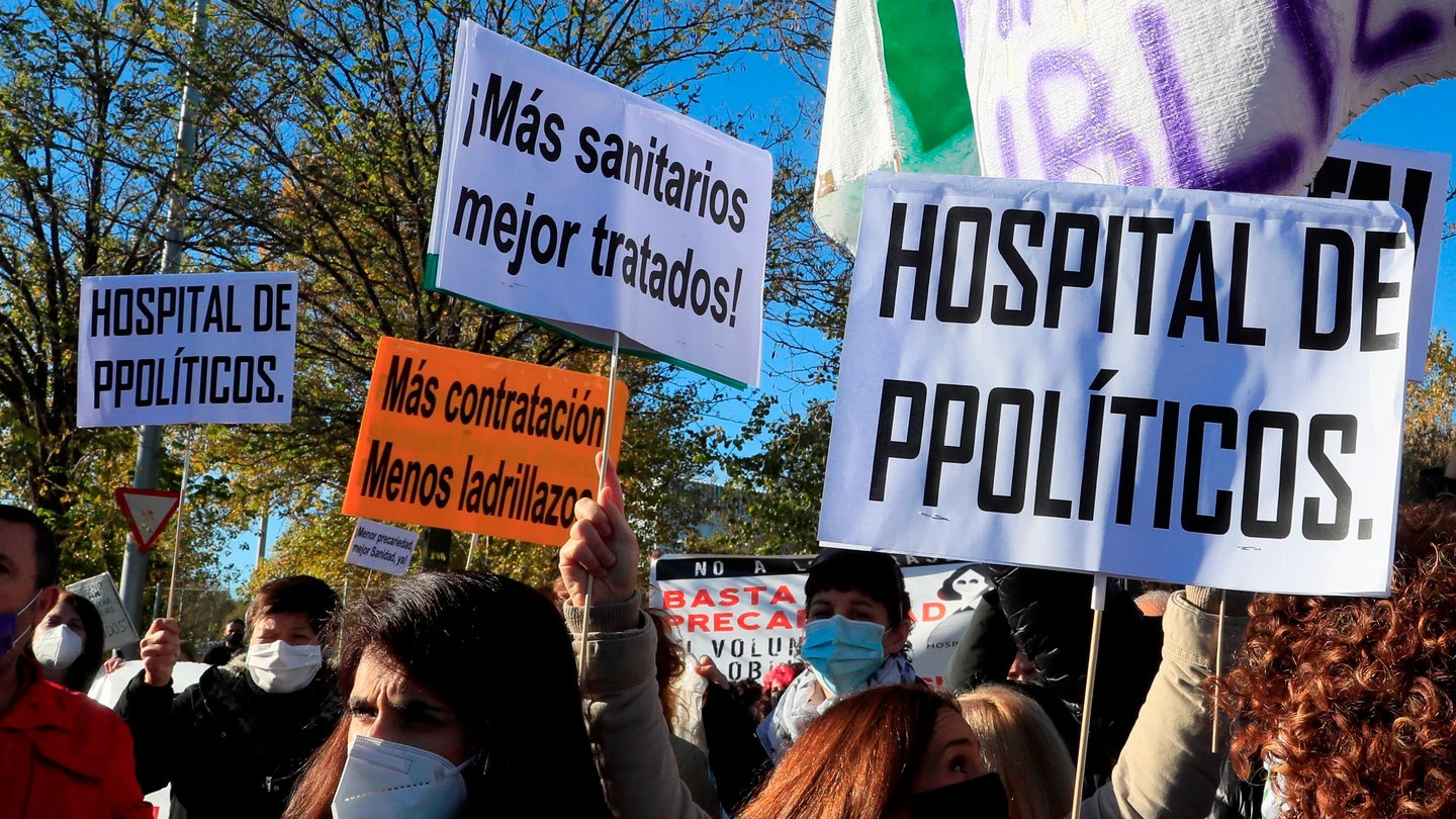 Protestas en el Hospital Isabel Zendal Protestas en el Hospital Isabel Zendal