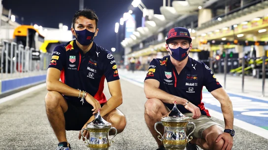 Verstappen y Albon Verstappen y Albon
