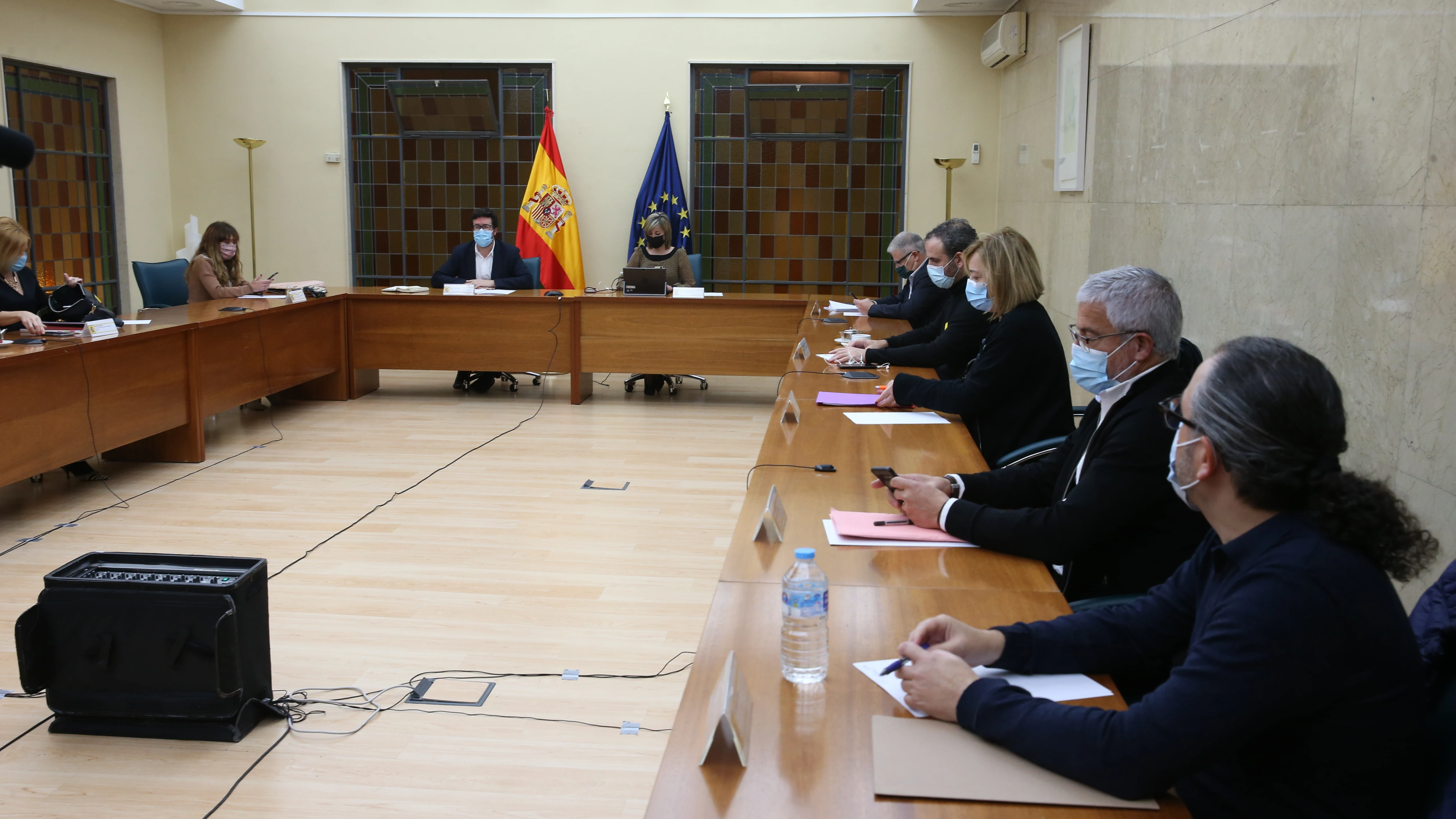 Reunión de los agentes sociales para subir el SMI