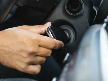 Arrancar el coche Arrancar el coche