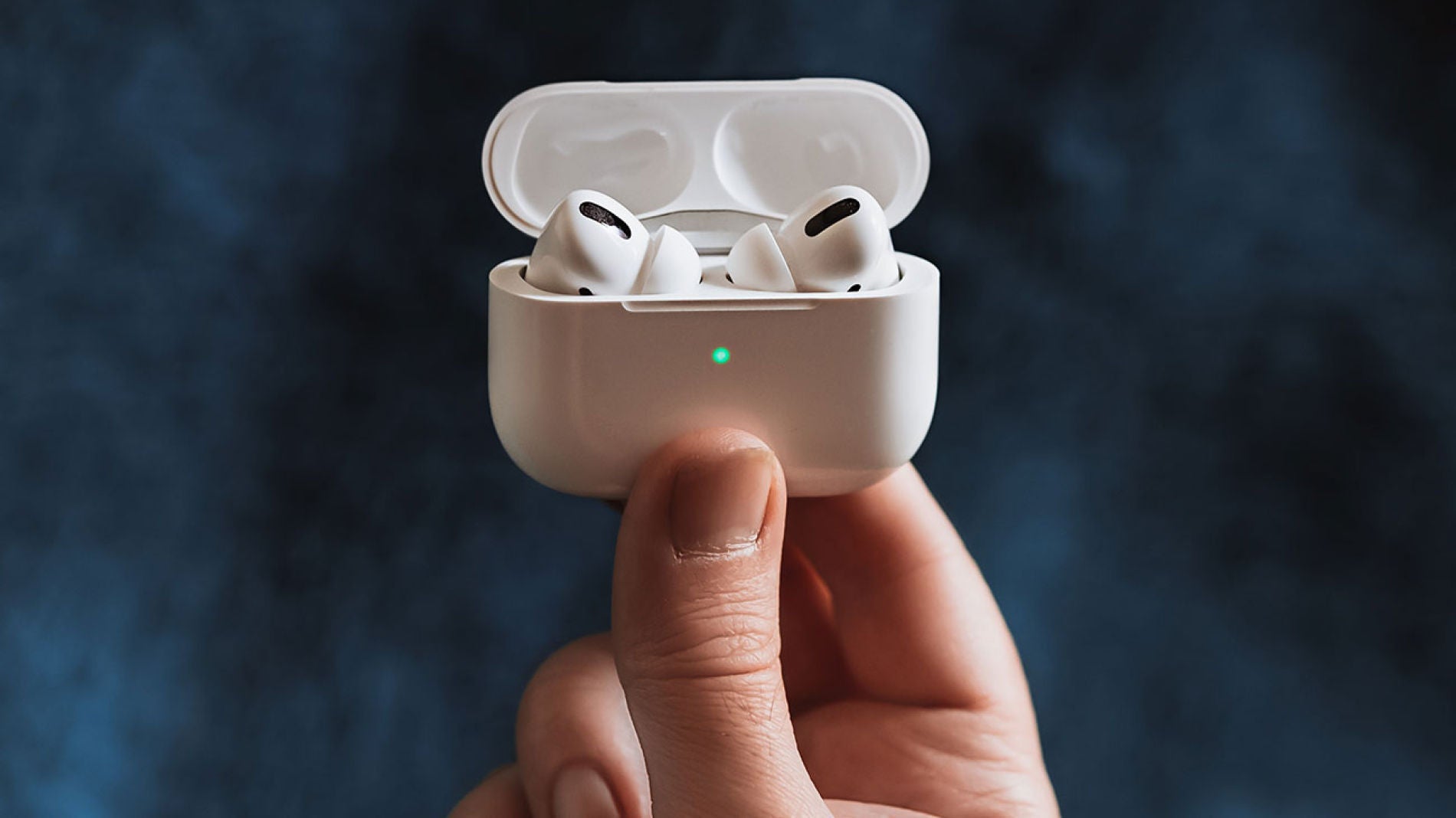 Los AirPods Pro con conector USB tipo C est n m s cerca que nunca