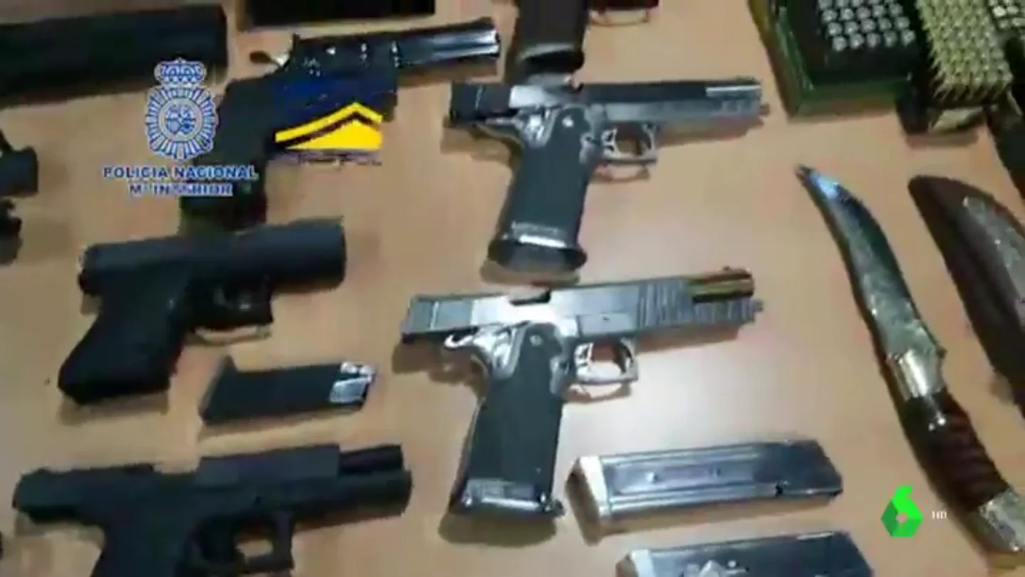 Golpe a la mafia rusa en Benidorm: hay 23 detenidos, incluidos dos cargos del PP Golpe a la mafia rusa en Benidorm: hay 23 detenidos, incluidos dos cargos del PP