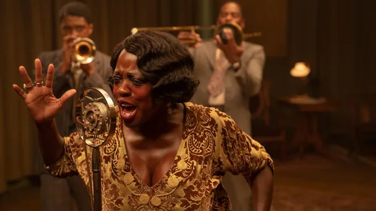 La actriz Viola Davis, caracterizada como Ma Rainey, en una escena de la película 'La madre del blues' La actriz Viola Davis, caracterizada como Ma Rainey, en una escena de la película 'La madre del blues'