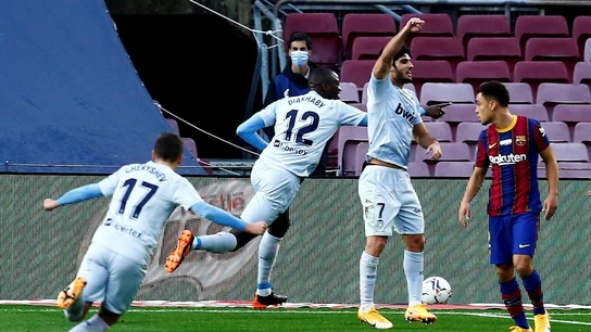 Diakhaby celebra un gol ante el Barça Diakhaby celebra un gol ante el Barça