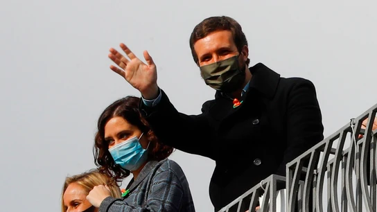 Isabel Díaz Ayuso y Pablo Casado Isabel Díaz Ayuso y Pablo Casado, en la manifestación contra la 'Ley Celaá'