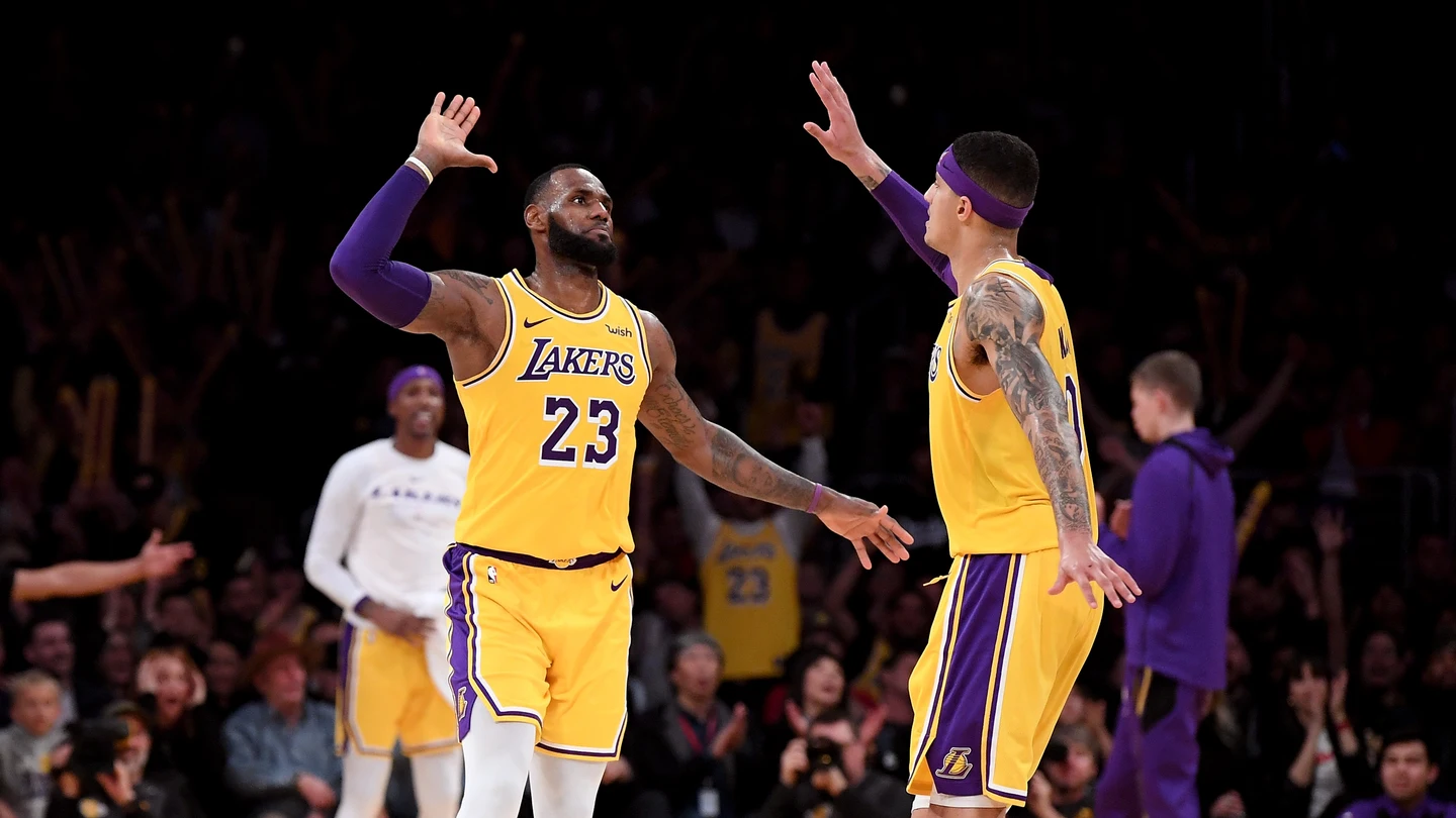 LeBron James y Kyle Kuzma LeBron James y Kyle Kuzma
