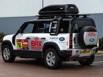 Si bien no competirán por la victoria, Land Rover tendrá cierta presencia en el Rally Dakar Si bien no competirán por la victoria, Land Rover tendrá cierta presencia en el Rally Dakar