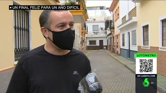 Cuando el premio de la Lotería llega a quienes más lo necesitan: un camionero en paro y un pescador sin casa cuentan cómo les ha cambiado la vida Cuando el premio de la Lotería llega a quienes más lo necesitan: un camionero en paro y un pescador sin casa cuentan cómo les ha cambiado la vida