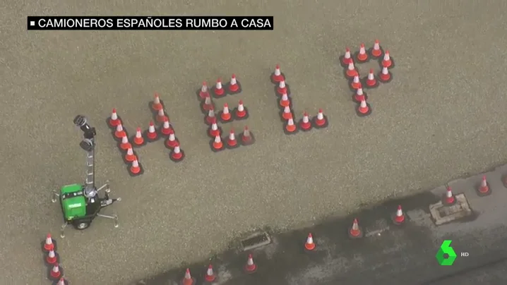 'HELP': el grito de desesperación de los miles de transportistas que continúan atrapados en la frontera entre Reino Unido y Francia