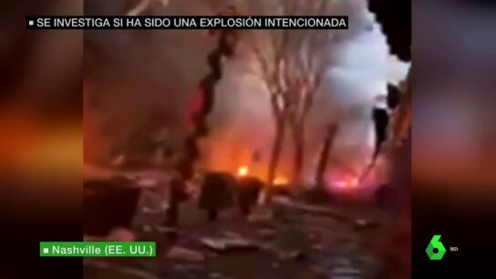 Las impactantes im&aacute;genes de la potente explosi&oacute;n de una caravana en el centro de Nashville, en Tennessee