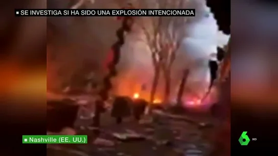 Las impactantes imágenes de la potente explosión de una caravana en el centro de Nashville, en Tennessee Las impactantes imágenes de la potente explosión de una caravana en el centro de Nashville, en Tennessee