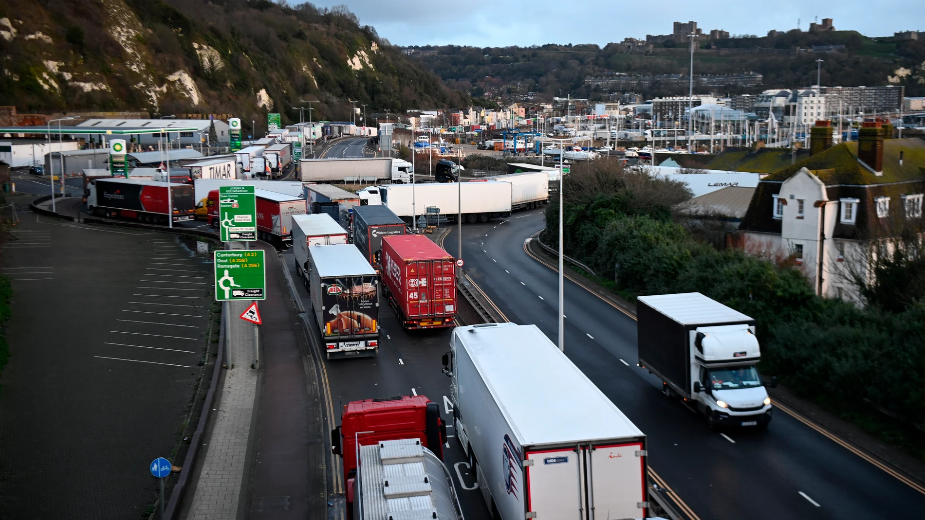 Los camioneros atrapados en Reino Unido