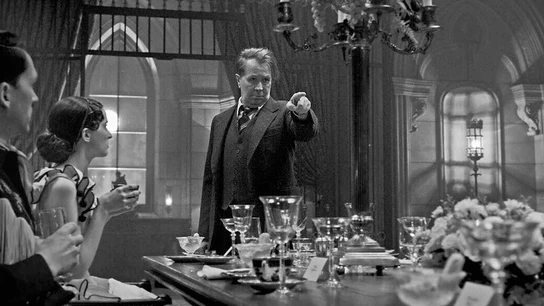 El actor Gary Oldman en una imagen promocional de 'Mank', la película de David Fincher El actor Gary Oldman en una imagen promocional de 'Mank', la película de David Fincher