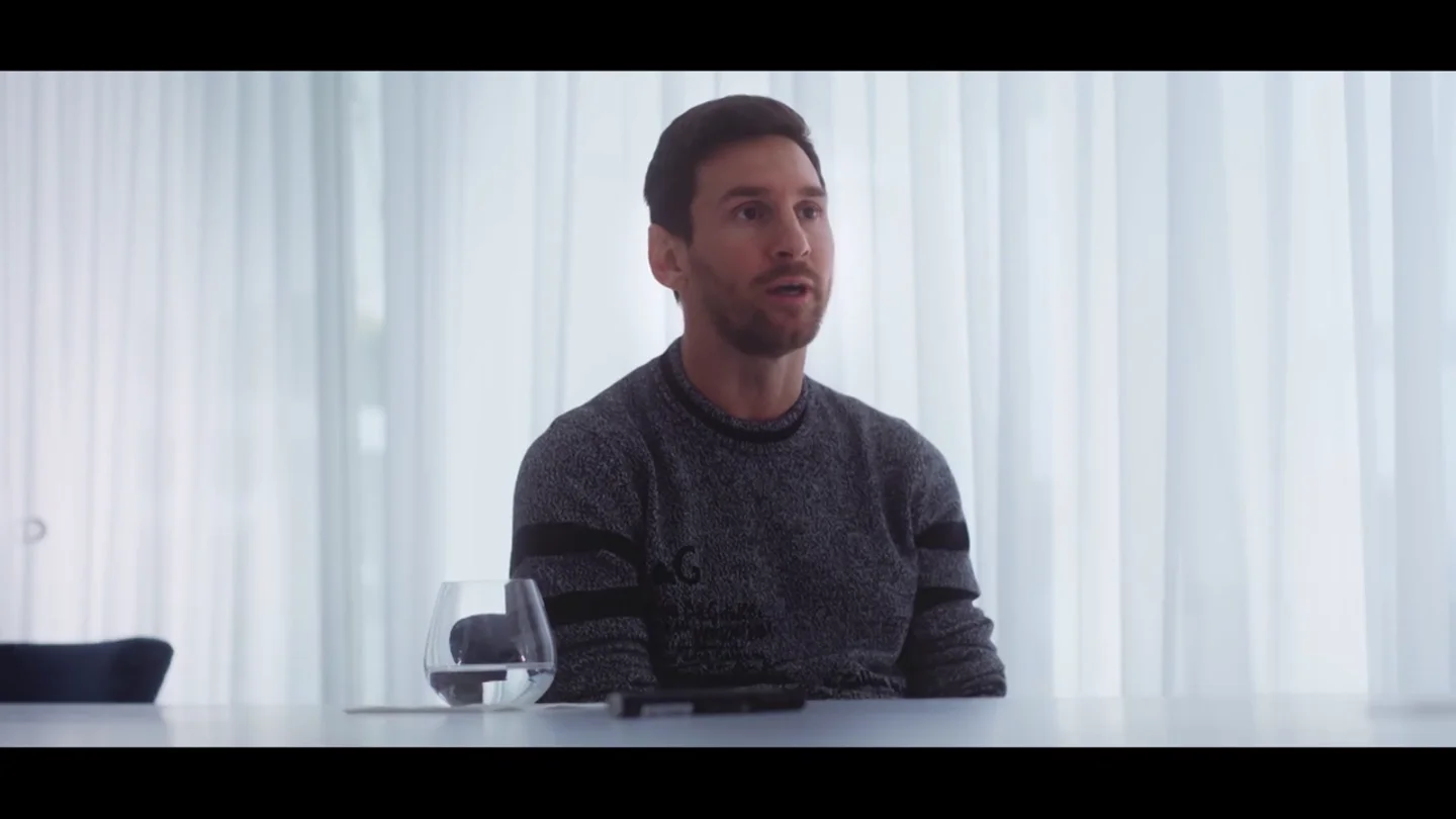 Messi habla sin tapujos sobre el Barcelona: "El club lo está pasando realmente mal, va a ser difícil volver a estar donde estábamos" Messi habla sin tapujos sobre el Barcelona: "El club lo está pasando realmente mal, va a ser difícil volver a estar donde estábamos"