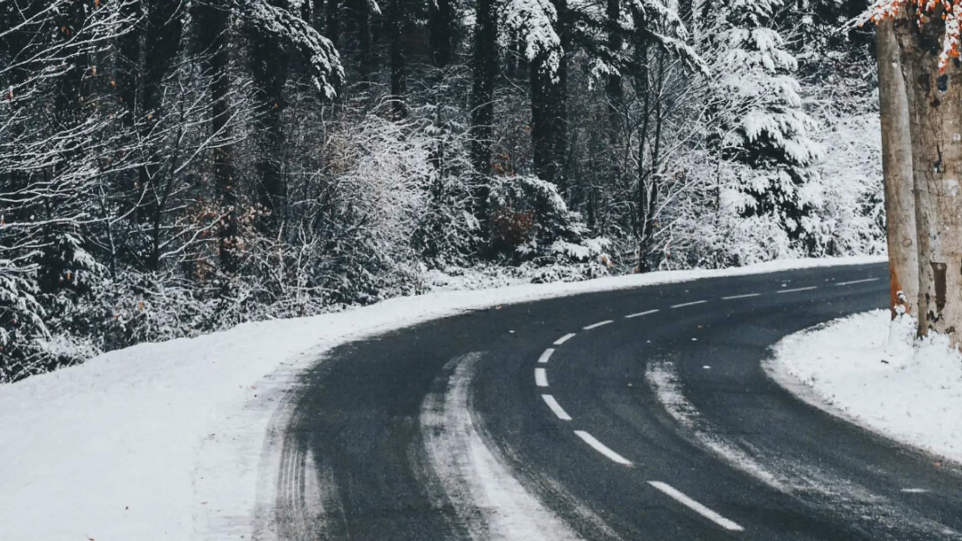 Nieve en las carreteras: todo lo que debes saber sobre las cadenas del coche