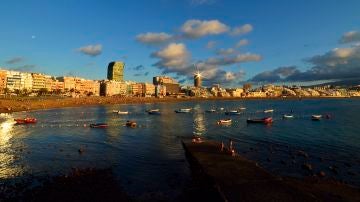 Panorámica de la playa de las Canteras