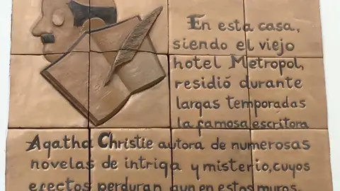 Placa conmemorativa de Agatha Christie en Las Palmas Placa conmemorativa de Agatha Christie en Las Palmas