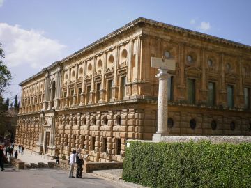 Palacio de Carlos V, Granada