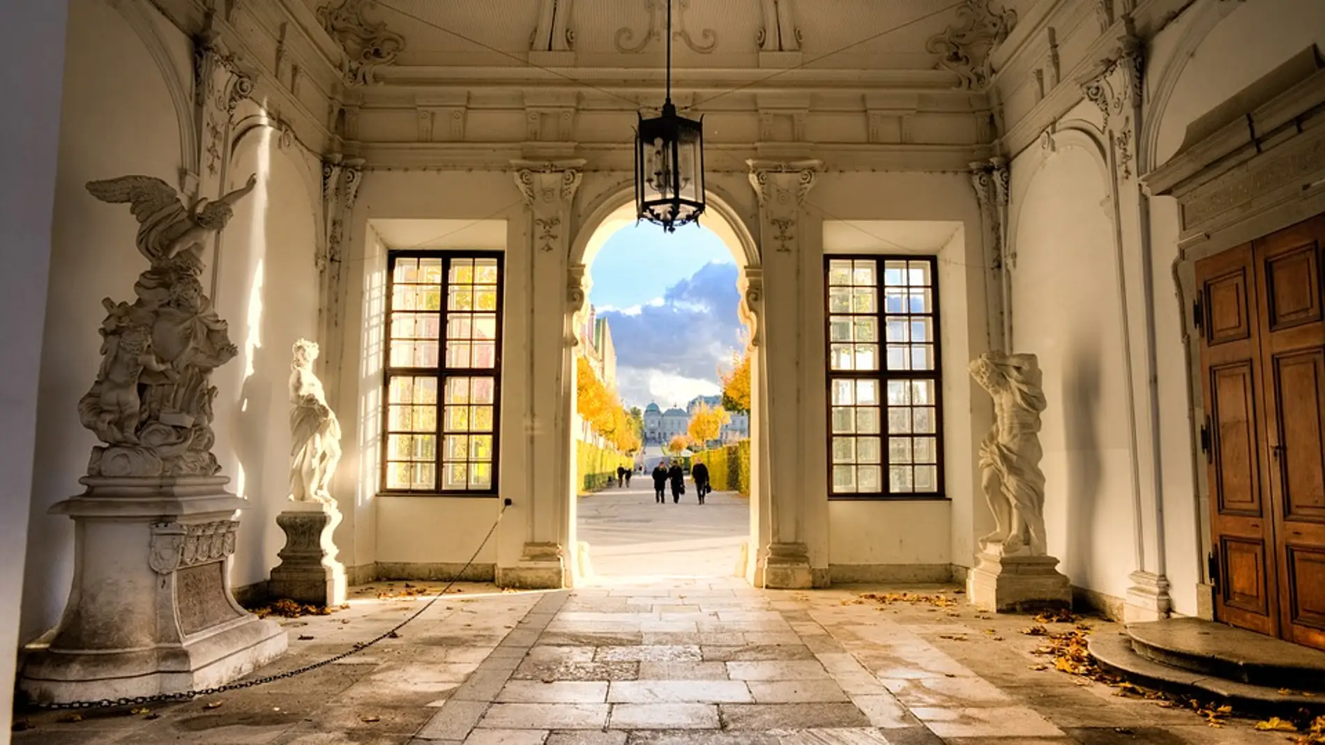 Acceso Palacio Belvedere