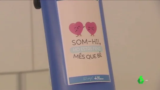 Goteros escondidos tras dibujos y mensajes de esperanza para humanizar la estancia de los pequeños en el hospital Goteros escondidos tras dibujos y mensajes de esperanza para humanizar la estancia de los pequeños en el hospital