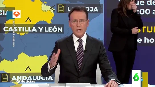 El mal rato de Mónica Carrillo en pleno informativo que salvó Matías Prats: "No puedo hablar" El mal rato de Mónica Carrillo en pleno informativo que salvó Matías Prats: "No puedo hablar"