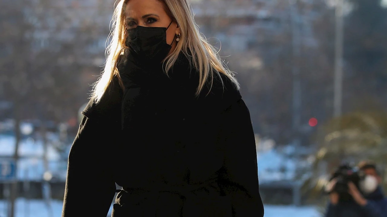 La expresidenta de la Comunidad de Madrid Cristina Cifuentes a su llegada a la Audiencia Provincial