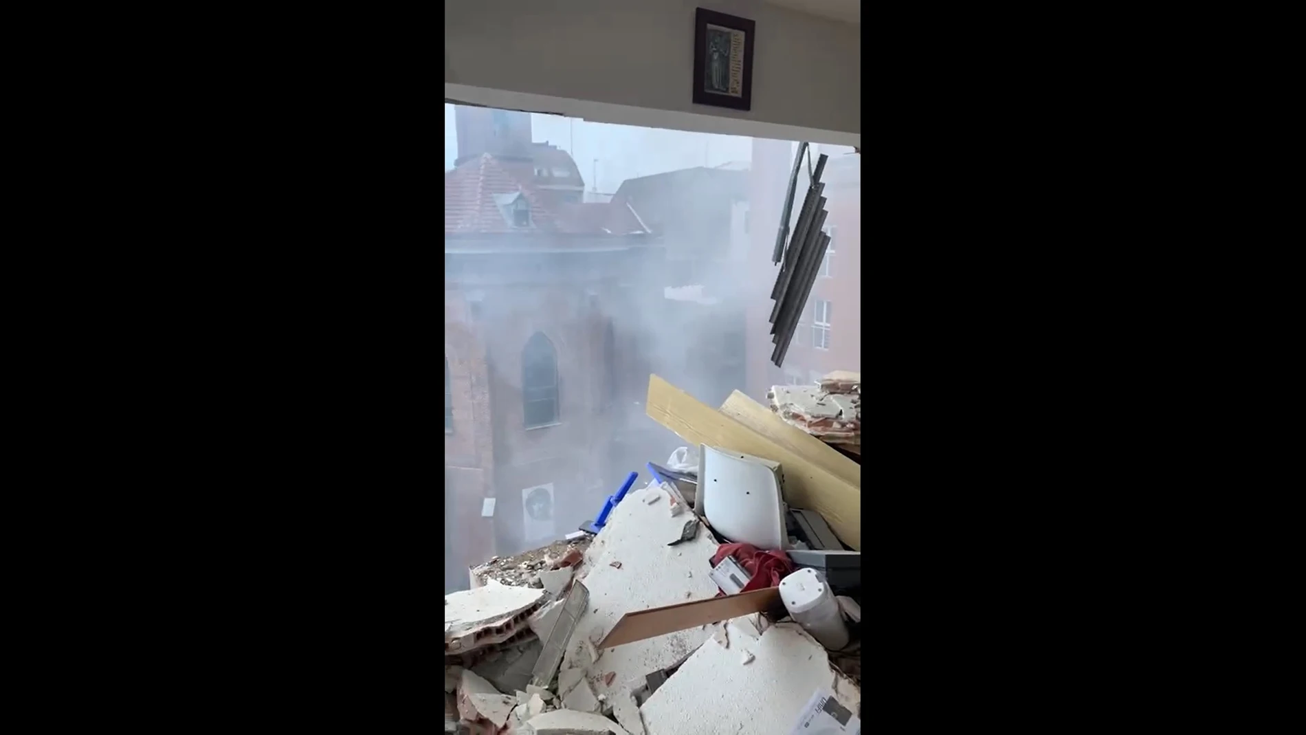 Imágenes desde el interior de la vivienda instantes después de la explosión