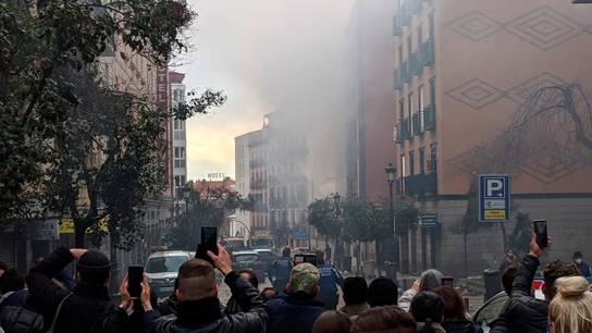 Habla un vecino que ha presenciado la explosión desde su casa: "Es espeluznante lo que hemos visto" explosión Madrid