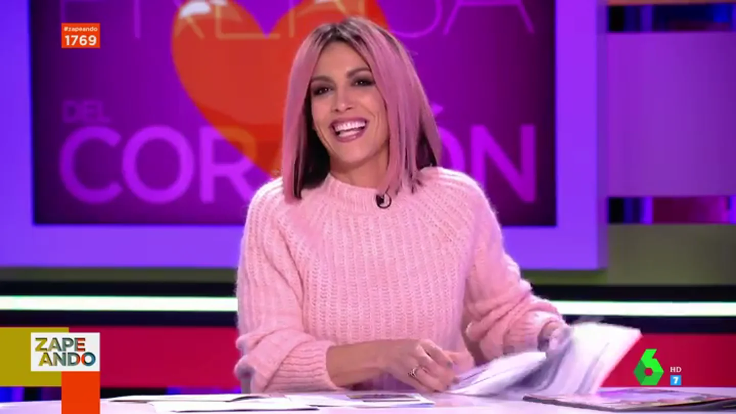La divertida reacción de Lorena Castell cuando le preguntan si tendría algo con Bertín Osborne: "Sin acritud, Bertín" La divertida reacción de Lorena Castell cuando le preguntan si tendría algo con Bertín Osborne: "Sin acritud, Bertín"
