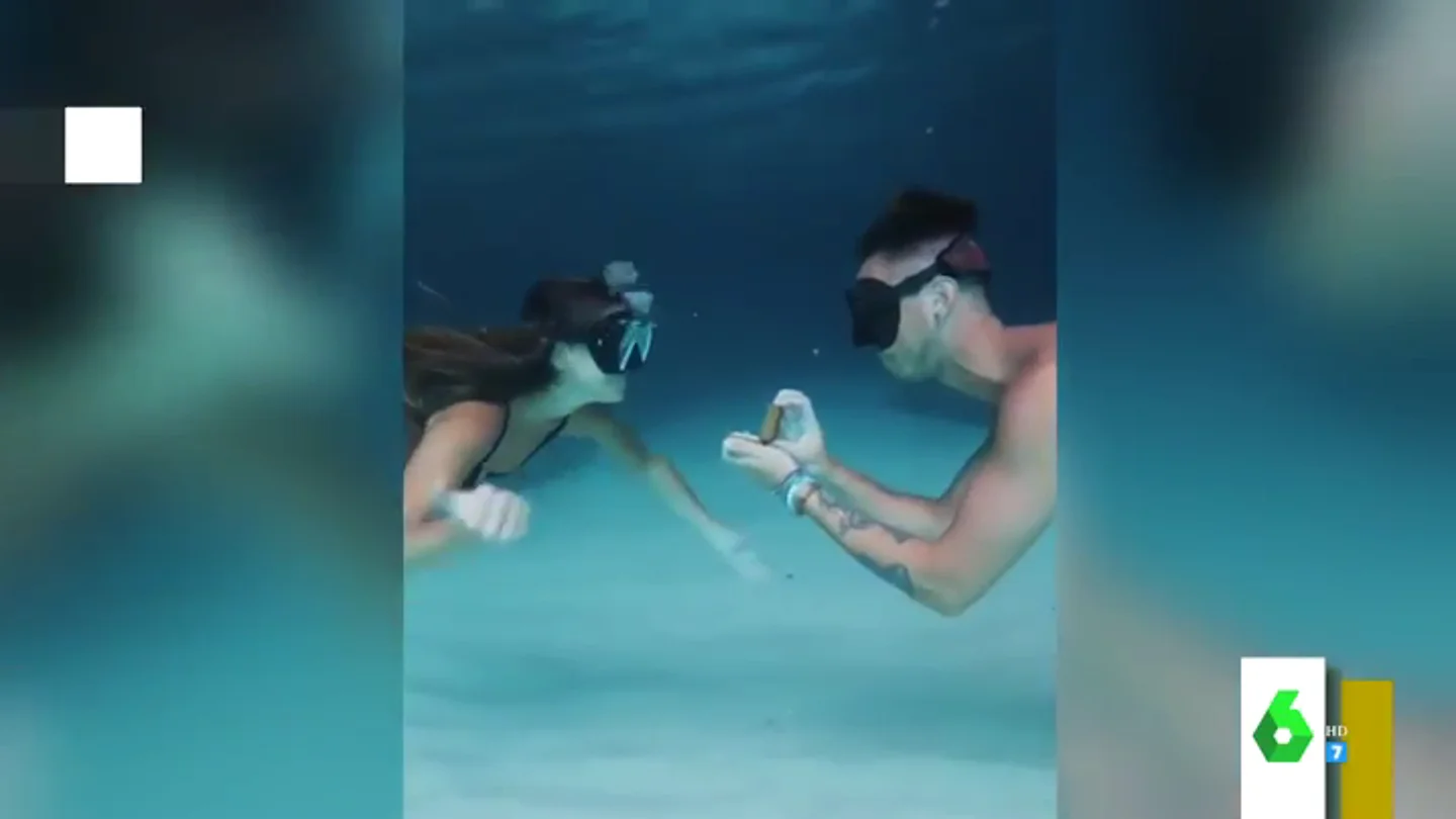 Haciendo snorkel o en una estación de tren: las pedidas de mano más originales y emotivas de las redes sociales Haciendo snorkel o en una estación de tren: las pedidas de mano más originales y emotivas de las redes sociales