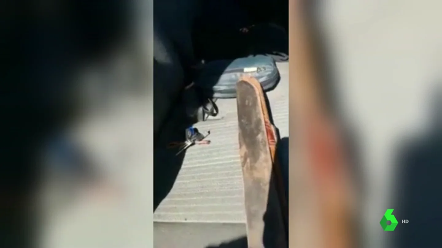 Un hombre amenaza con un machete a un migrante en el sur de Gran Canaria para que se vaya de la isla Un hombre amenaza con un machete a un migrante en el sur de Gran Canaria para que se vaya de la isla