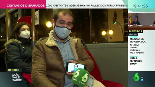 Los dos Miguel Ángel Ambrosio, conectando desde un autobús en La Rioja. Los dos Miguel Ángel Ambrosio, conectando desde un autobús en La Rioja.