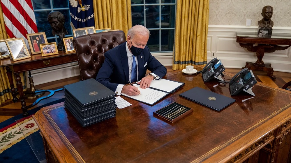 Joe Biden en el despacho presidencial de la Casa Blanca