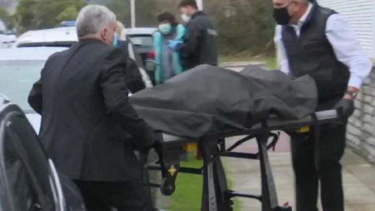 Imagen de los restos óseos encontrados cubiertos en Bizkaia Imagen de los restos óseos encontrados cubiertos en Bizkaia