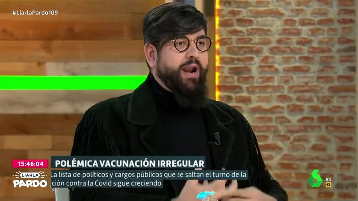 Manu Sánchez, sobre los que se saltan el protocolo: "Que los golfos se quieran colar demuestra que no hay 5G en las vacunas"