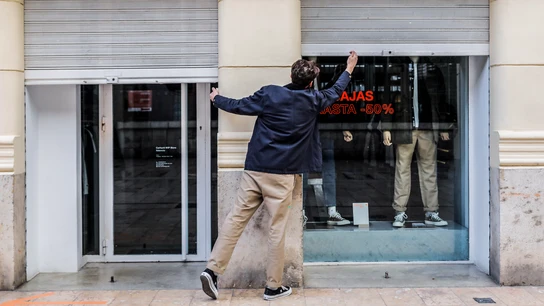 Cierre del comercio no esencial Restricciones coronavirus