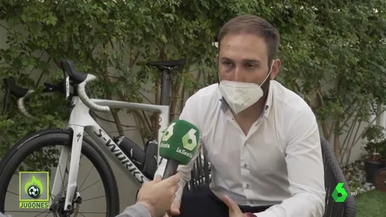 Habla el ciclista agredido en Gran Canaria: "El conductor hizo un adelantamiento peligroso y casi tira a mi compañero" Habla el ciclista agredido en Gran Canaria: "El conductor hizo un adelantamiento peligroso y casi tira a mi compañero"