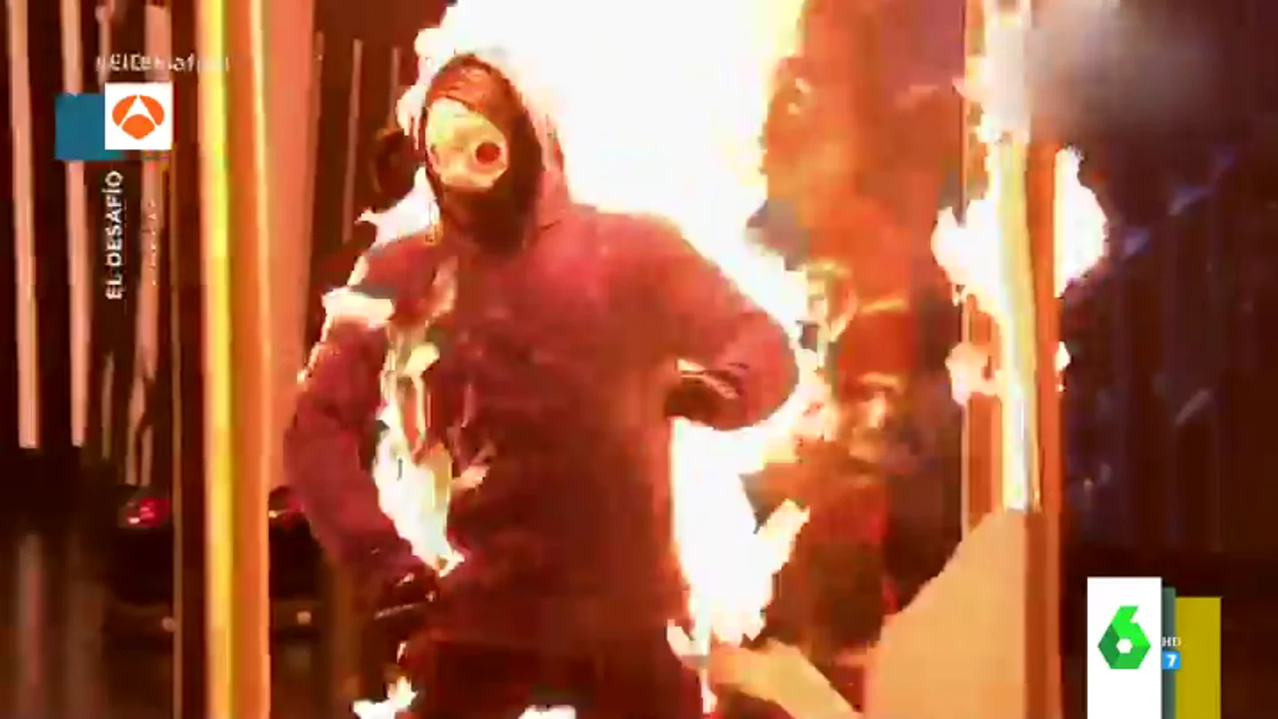 El impactante momento en que el chef Jorge Brazález se prende fuego en 'El Desafío' El impactante momento en que el chef Jorge Brazález se prende fuego en 'El Desafío'