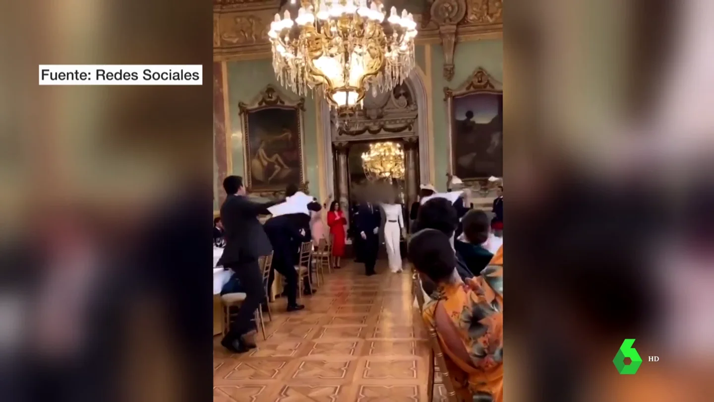 La Comunidad de Madrid investiga la polémica boda en el Casino con gente sin mascarilla y que no cumplía las medidas sanitarias La Comunidad de Madrid investiga la polémica boda en el Casino con gente sin mascarilla y que no cumplía las medidas sanitarias