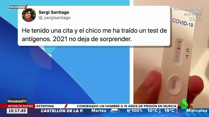 La sorpresa de un joven al recibir una prueba de antígenos en una cita