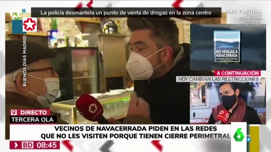 La divertida 'anti-entrevista' de un reportero a un anciano: "¡Qué no le oigo!" La divertida 'anti-entrevista' de un reportero a un anciano: "¡Qué no le oigo!"