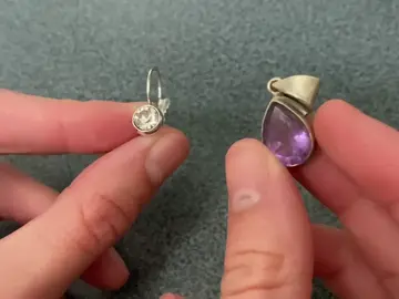 El truco del hielo para diferenciar las joyas de plata El truco del hielo para diferenciar las joyas de plata
