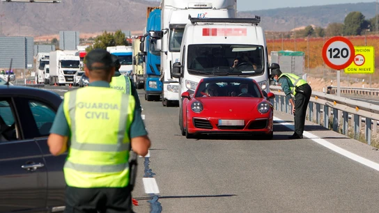Un control de la Guardia Civil en la A-31 en la provincia de Alicante Un control de la Guardia Civil en la A-31 en la provincia de Alicante