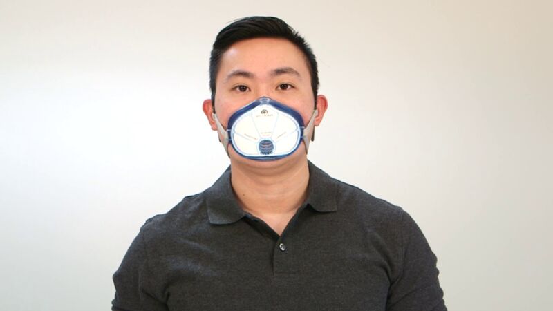 Mascarillas elastoméricas, la opción favorita de muchos sanitarios contra la COVID-19