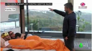 Un concursante del Gran Hermano portugués, expulsado por hacer el salud nazi e imitar un desfile de Hitler