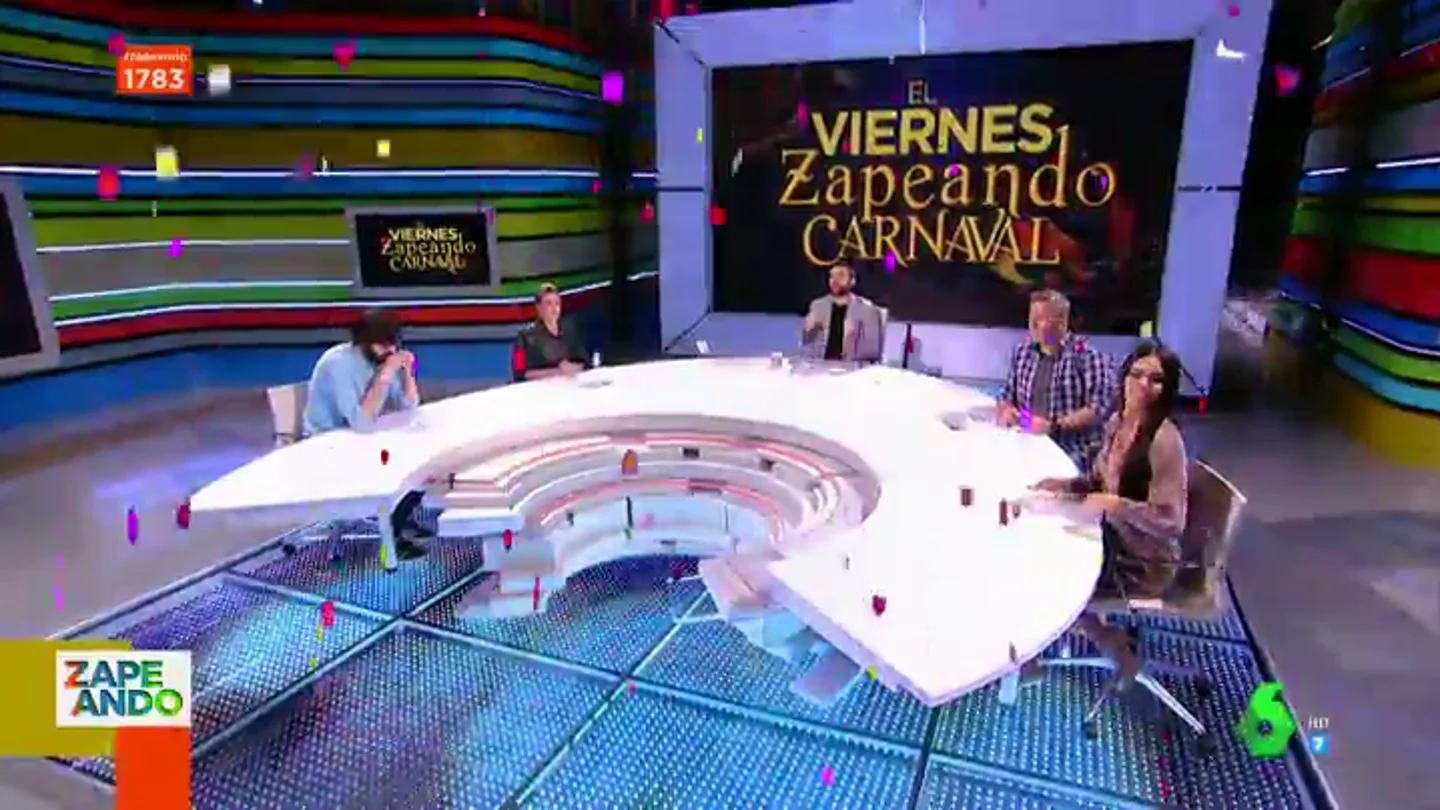 Dani Mateo desvela la sorpresa del especial de carnaval de Zapeando: "Se reencontrarán dos personas que no se hablan" Dani Mateo desvela la sorpresa del especial de carnaval de Zapeando: "Se reencontrarán dos personas que no se hablan"