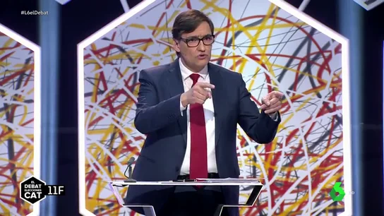 Illa niega haberse vacunado y explica por qué no se realizó la PCR: "No voy a hacer lo contrario a lo que le pedí a los españoles" Illa niega haberse vacunado y explica por qué no se realizó la PCR: "No voy a hacer lo contrario a lo que le pedí a los españoles"