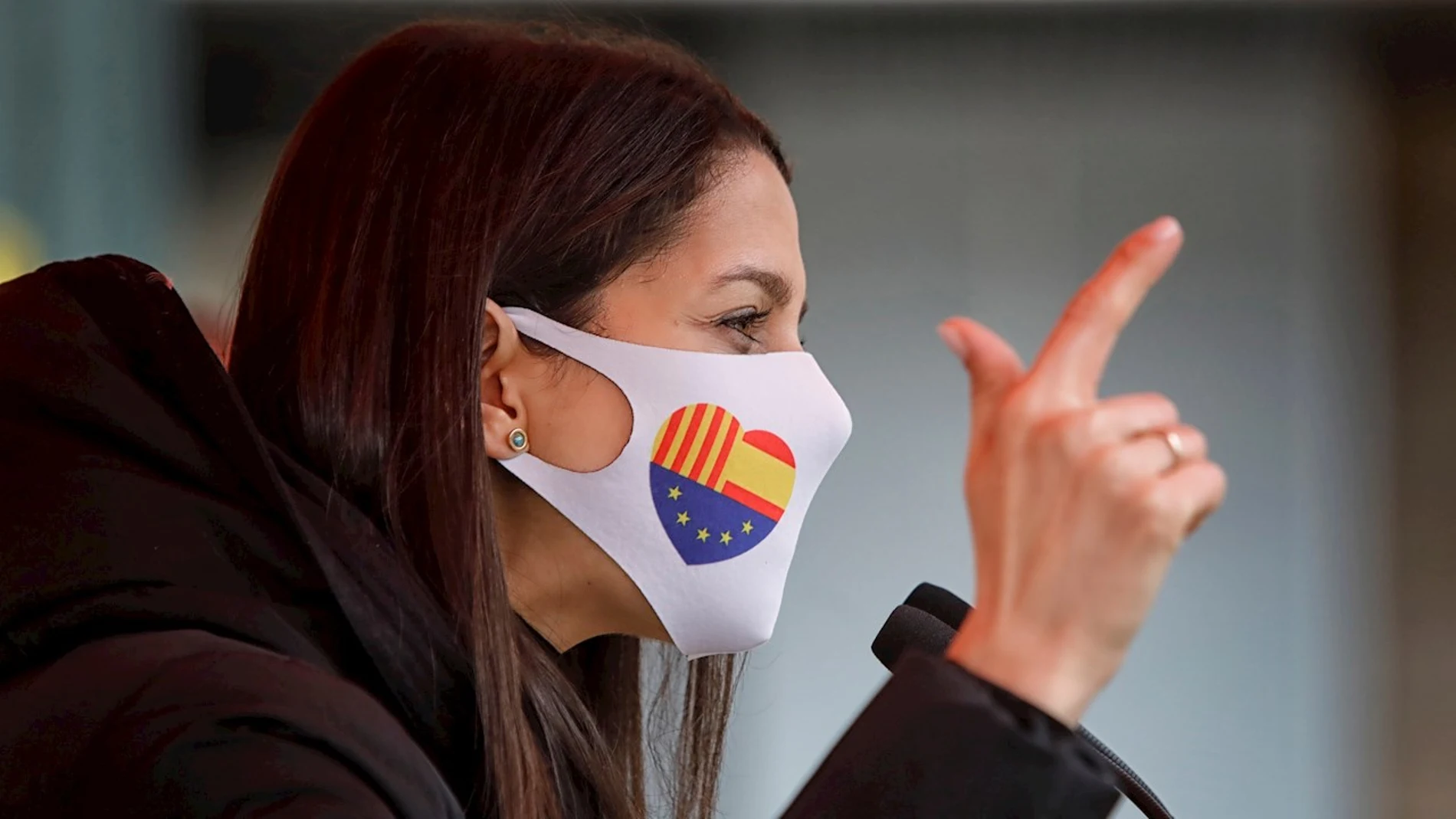 La presidenta de Ciudadanos, Inés Arrimadas, en un en un acto de campaña en apoyo a la candidatura de Carlos Carrizosa a la presidencia de la Generalitat.
