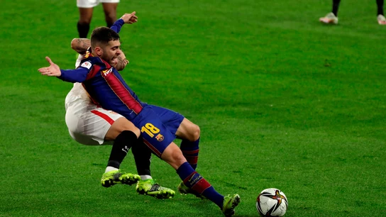 Posible penalti de Suso a Jordi Alba Posible penalti de Suso a Jordi Alba