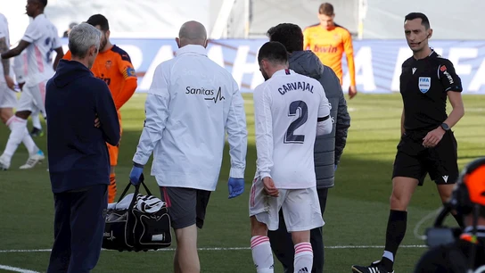 Dani Carvajal se retira lesionado Dani Carvajal se retira lesionado